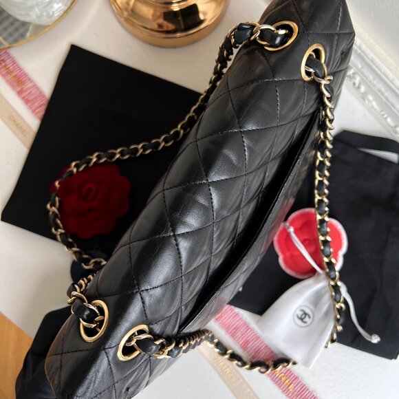 Authentic Chanel Double Flap Classic Medium Lambskin Black Shoulder Bag B0820 - Picture 10 of 16